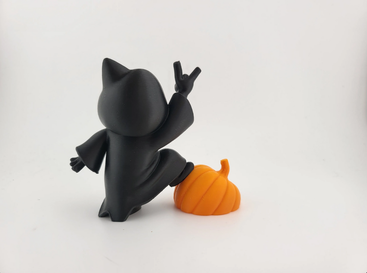 Niedliche Totenkopf Figur mit Kürbis – Halloween Deko