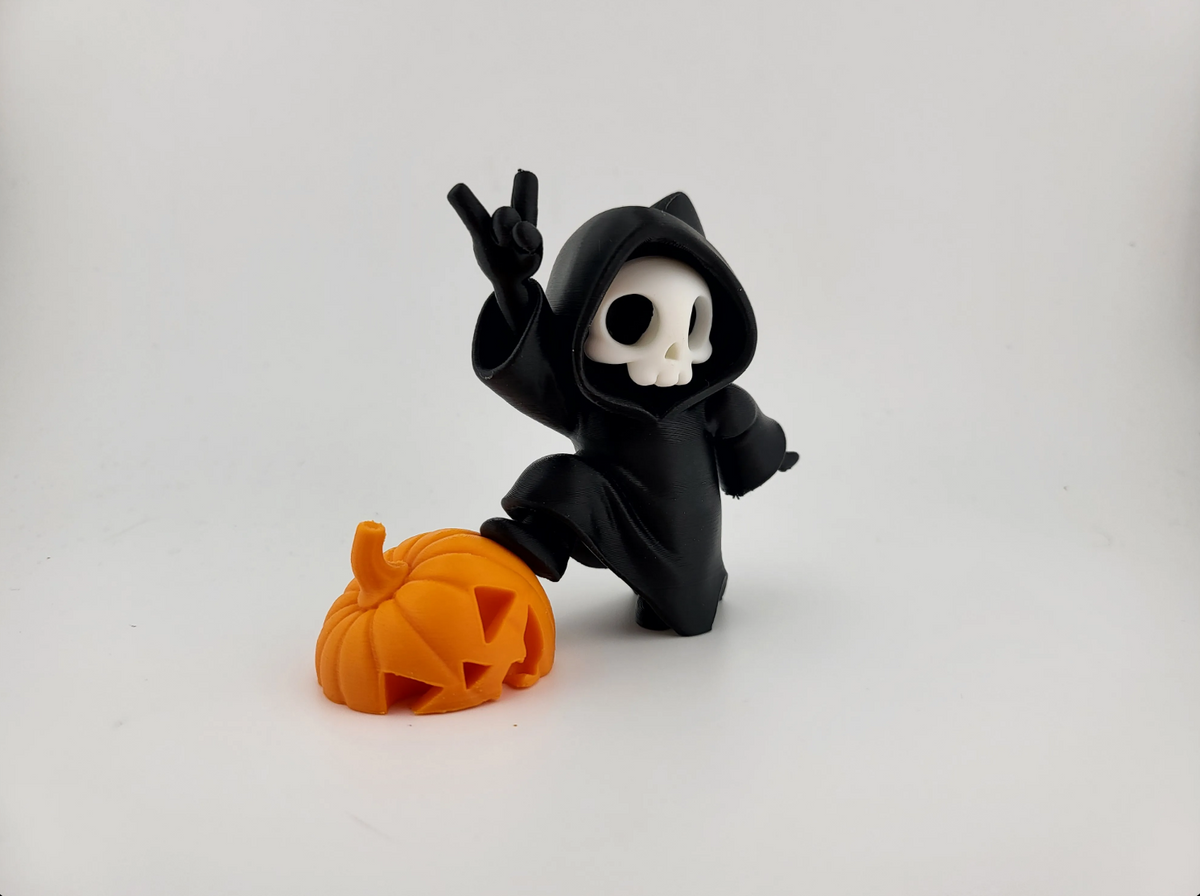 Niedliche Totenkopf Figur mit Kürbis – Halloween Deko