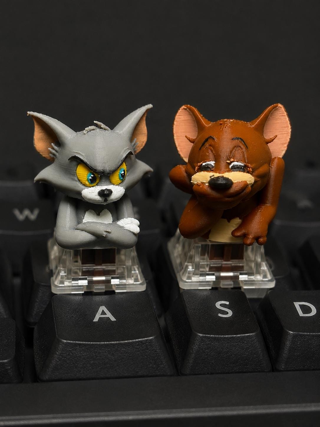 3D Printed Tommy and Jerri Figurines Keychain,Keyboard Switch , Desk Decor Cute Handmade